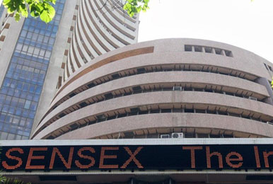 सरकारी बैंकों के शेयरों में उछाल, BSE पहुंचा 33 हजार के पार